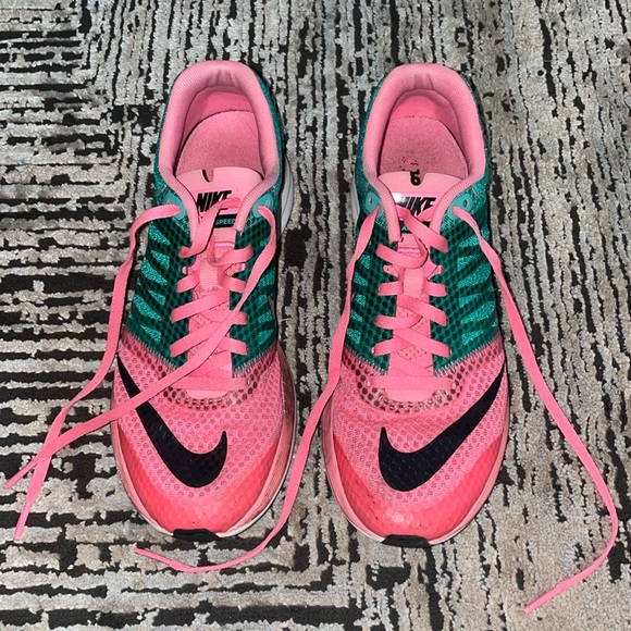 Nike Women’s Lunarlon running shoes - Picture 1 of 7